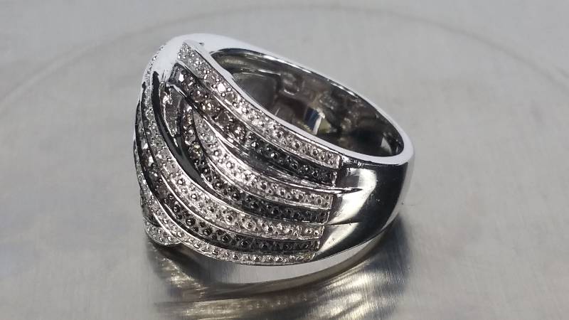 1 CT Genuine Champagne and White Diamond Estate Ring
