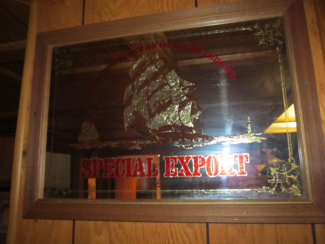 lot 4 image: Vintage SPECIAL EXPORT BEER Bar Mirror