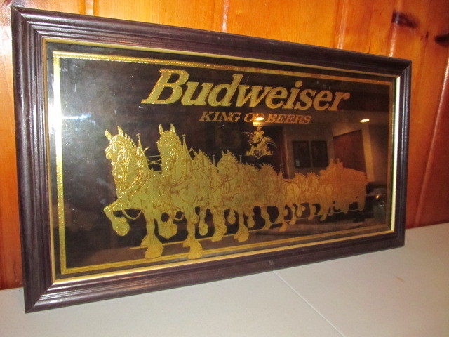 lot 35 image: BUDWEISER Clydesdales Advertising Bar Mirror