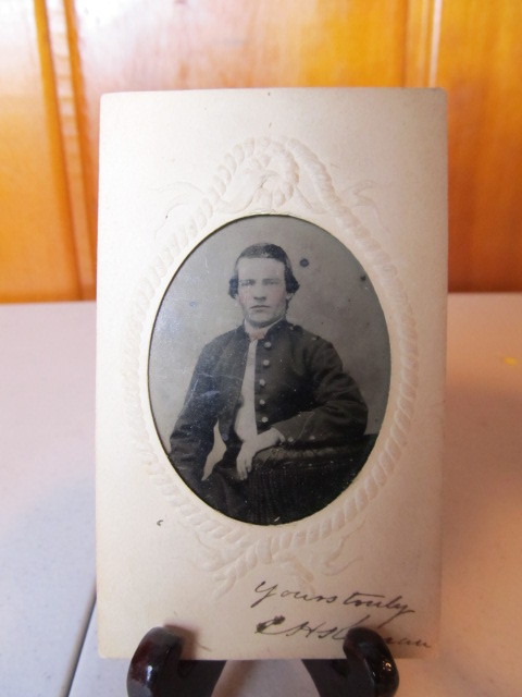 lot 84 image: Original Civil War Era Tintype Photo