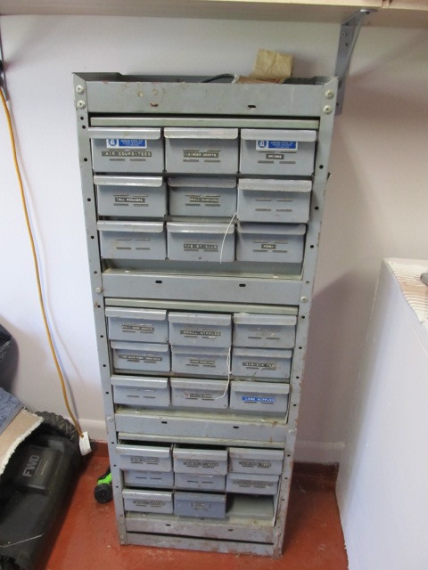 lot 120 image: Heavy Duty Steel Multi Drawer Parts Cabinet