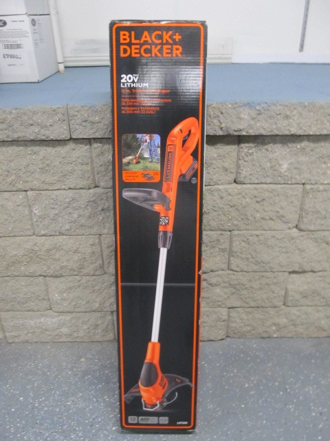 lot 129 image: NEW IN BOX Trimmer & Edger