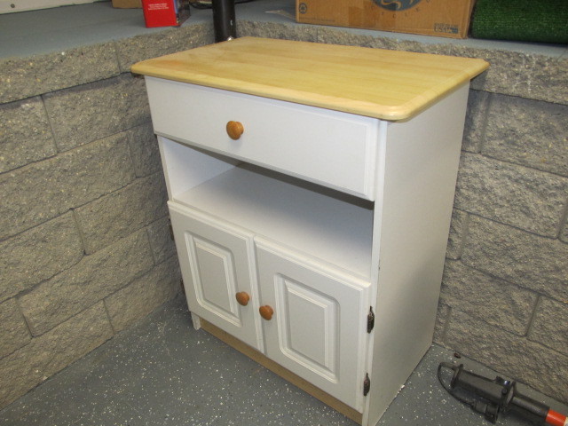 lot 131 image: White Wooden BathroomKitchen Cabinet