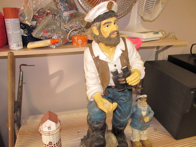lot 143 image: Outdoor GardenYard Statues