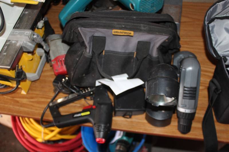 lot 326 image: Stanley TRE300 Electric StaplerNailer, Altocraft 18V Cordless Worklight, Altocraft 18V Cordless Drill, Charging Stand