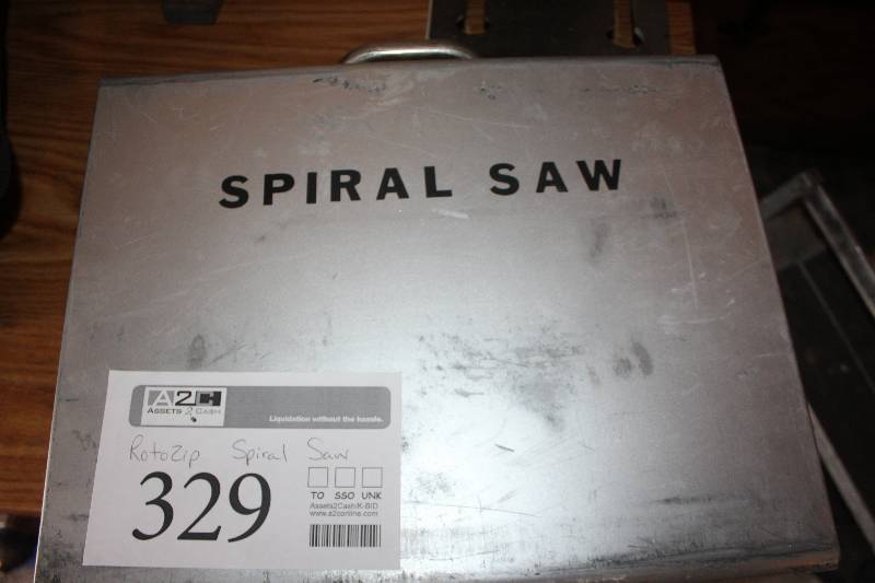 lot 329 image: Rotozip Spiral Saw w Case