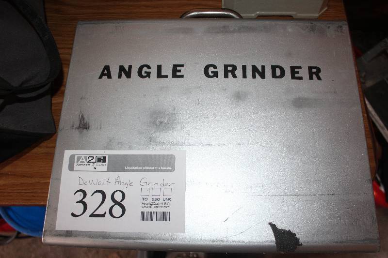 lot 328 image: Dewalt 4.5in. Angle Grinder w Blades, Case