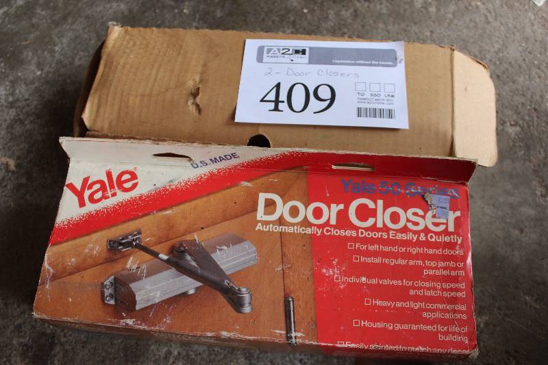 lot 409 image: Lot of (2) Yale Door Closers