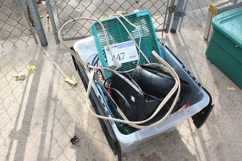 lot 447 image: Fans, Electric Power Cords