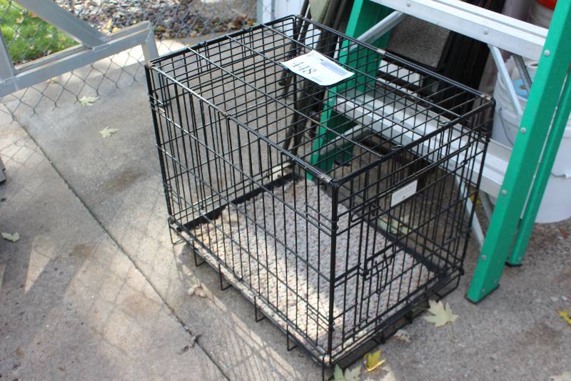 lot 448 image: Palace Pet Dog Kennel