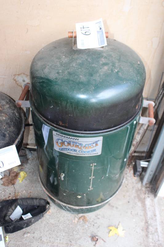 lot 419 image: Brinkmann Gourmet Outdoor Cooker Grill Smoker Steamer