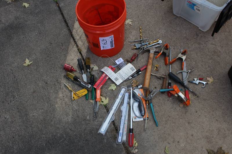 lot 479 image: Bucket Lot of Hand Tools Includes Wrenches, Screwdrivers, Clamps, Hammer, Bits, And More