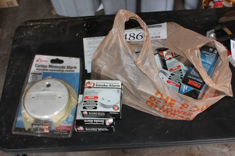 lot 486 image: Smoke Alarms, Carbon Monoxide Alarm