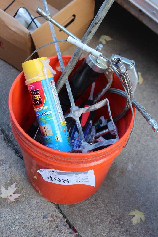 lot 498 image: Bucket Lot of Paint Stir Auger, Grease Gun, Misc Hardware