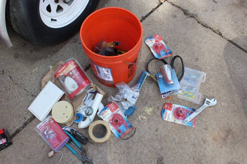 lot 489 image: Bucket Lot of Misc Hardware, Smoke Alarms, Hand Tools