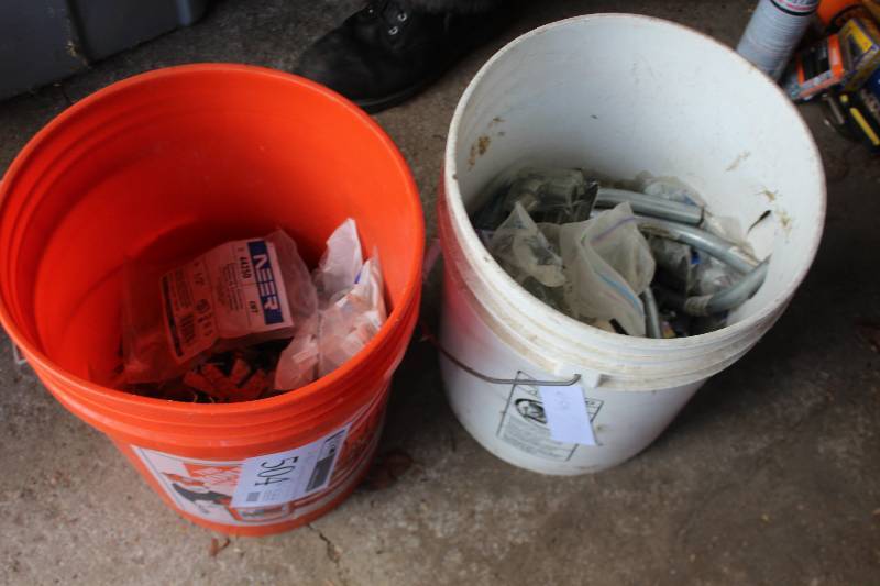 lot 504 image: Lot of (2) Buckets of Pressure Connections