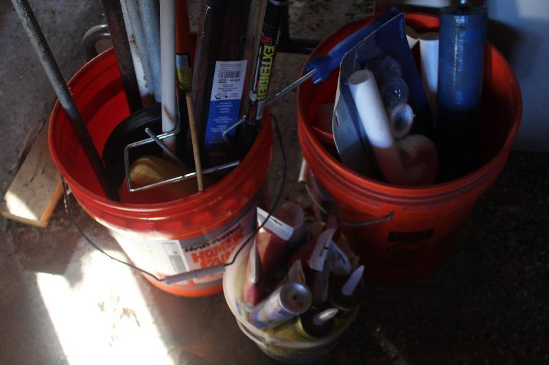 lot 524 image: Lot of (3) Buckets of Caulk, Misc Piping