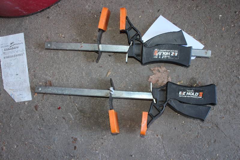 lot 553 image: Lot of (2) EZ Hold Compression Clamps