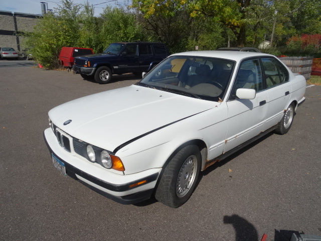 1993 BMW 525I