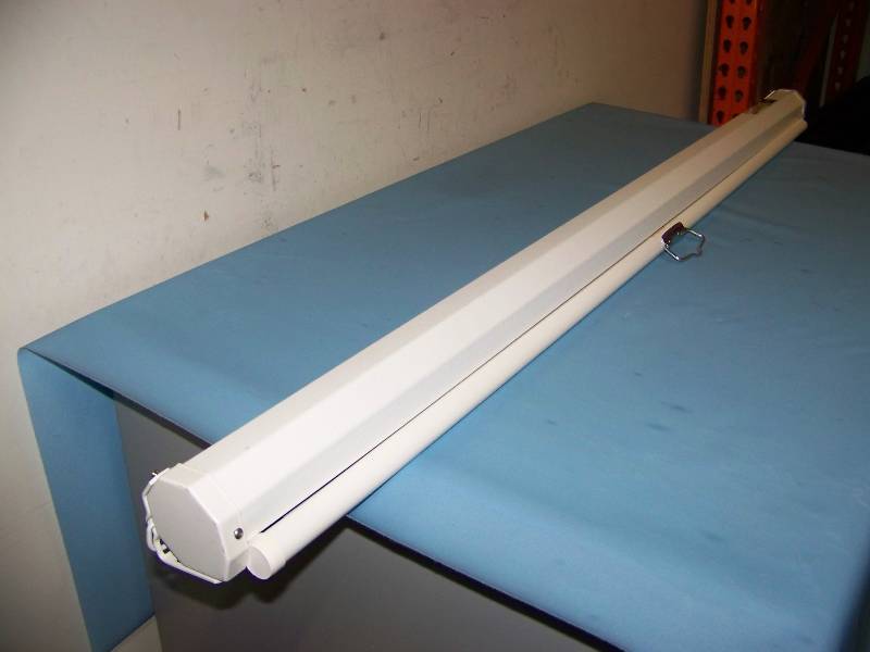 lot 49 image: Da-Lite, Model B, CeilingWall Mount, Pull Down (Manual) Projection  Movie Screen