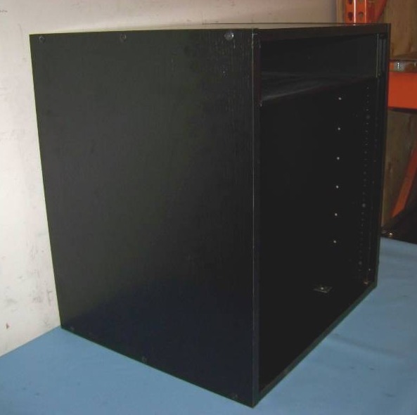 lot 118 image: Mid-Sized, Wood Encased, Audio  Video Equipment  Component Rack