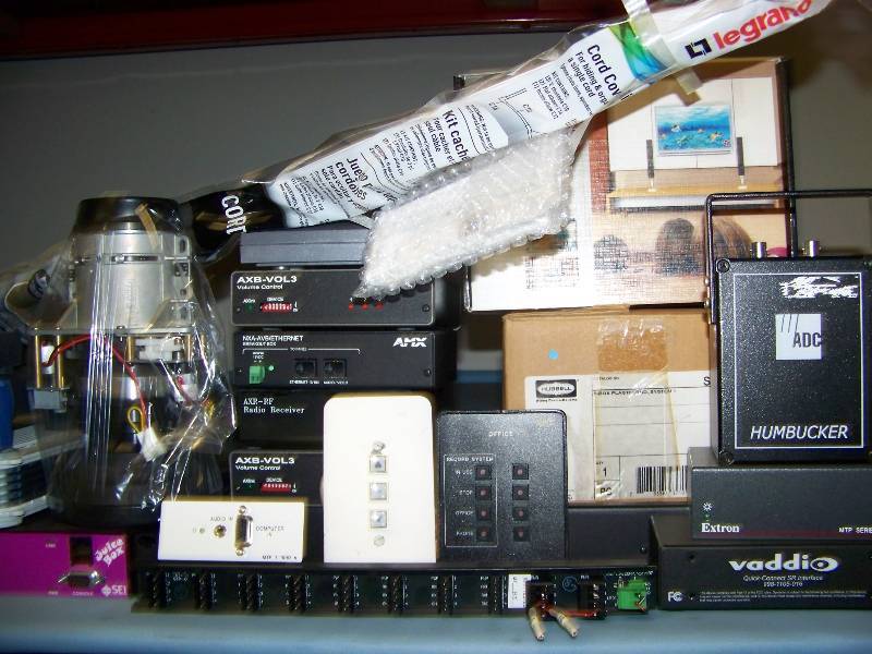lot 101 image: (8 Wide Shelf - LARGE LOT) Miscellaneous Audio  Video (AV), Computer, Mount, Wall Plate Items and more