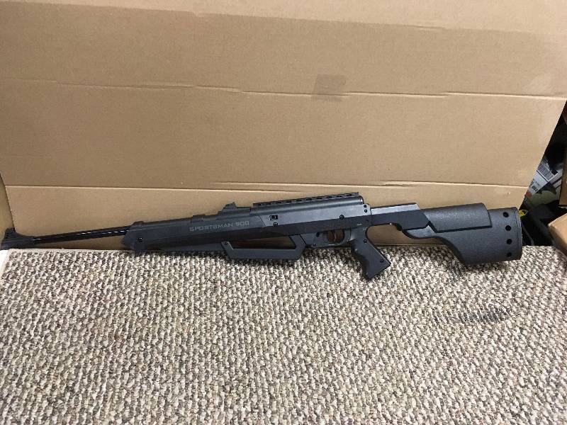 lot 117 image: Sportsman 900 .177-Caliber Air Rifle, Multi-Pump jammed for parts or not working