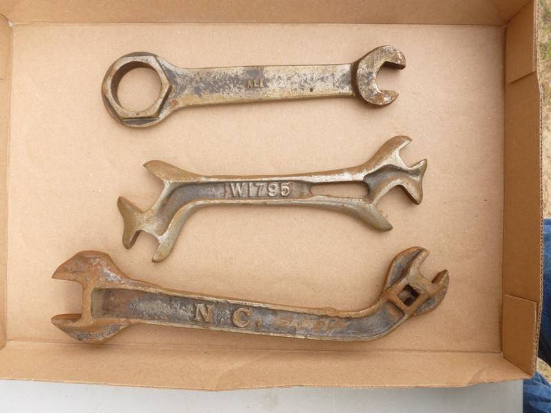SnS Auctions # 287 Vintage Rail Road & primitive tools.