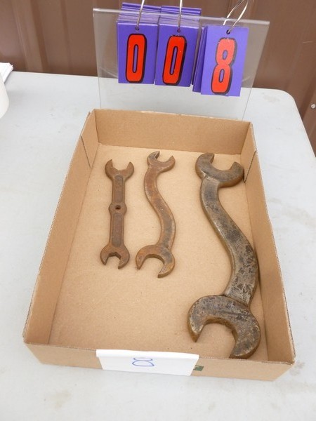 SnS Auctions # 287 Vintage Rail Road & primitive tools.