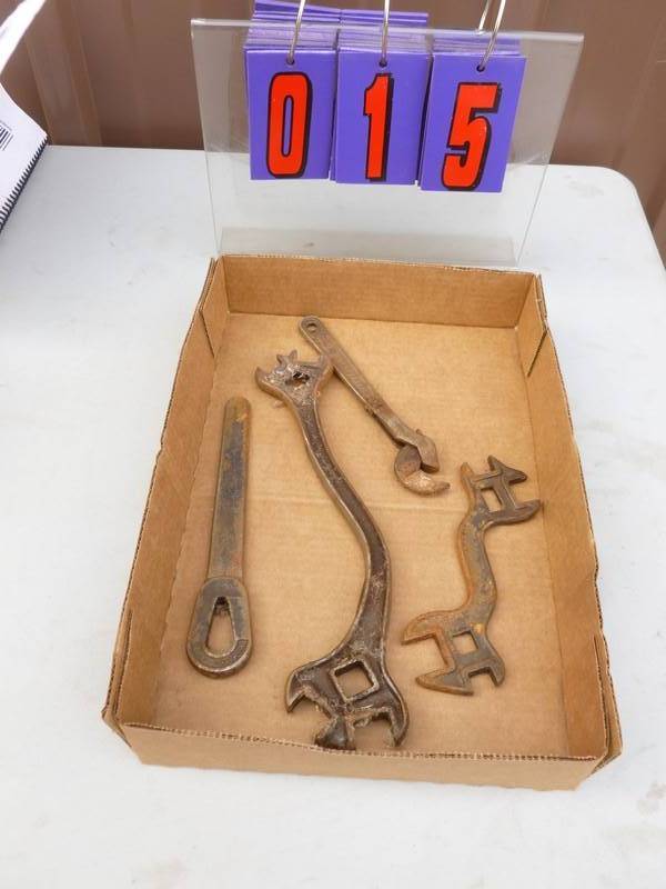 SnS Auctions # 287 Vintage Rail Road & primitive tools.