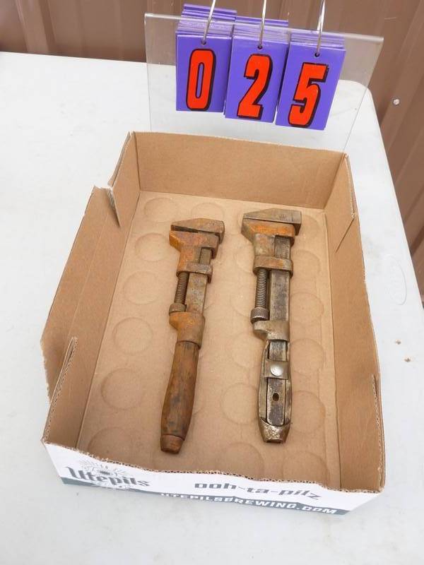 SnS Auctions # 287 Vintage Rail Road & primitive tools.
