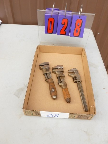 SnS Auctions # 287 Vintage Rail Road & primitive tools.