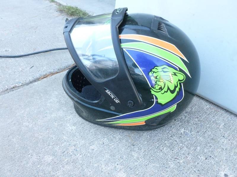 SnS Auctions # 288 Fall Snowmobiles & Lawn Equipment