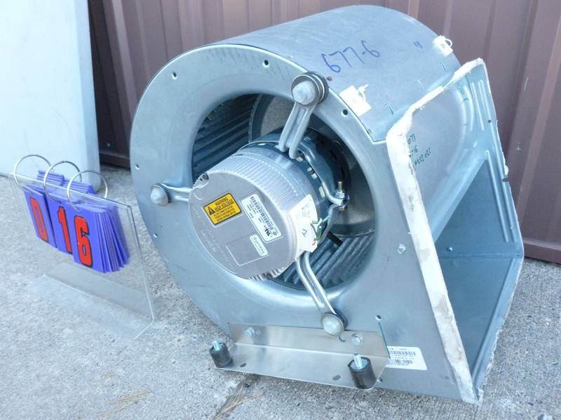SnS Auctions # 288 Fall Snowmobiles & Lawn Equipment