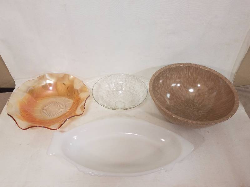lot 19 image: Misc. houseware