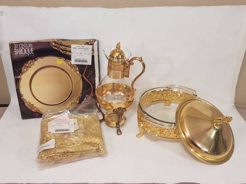 lot 20 image: Vintage Gold Tone Formal Serving Set #1