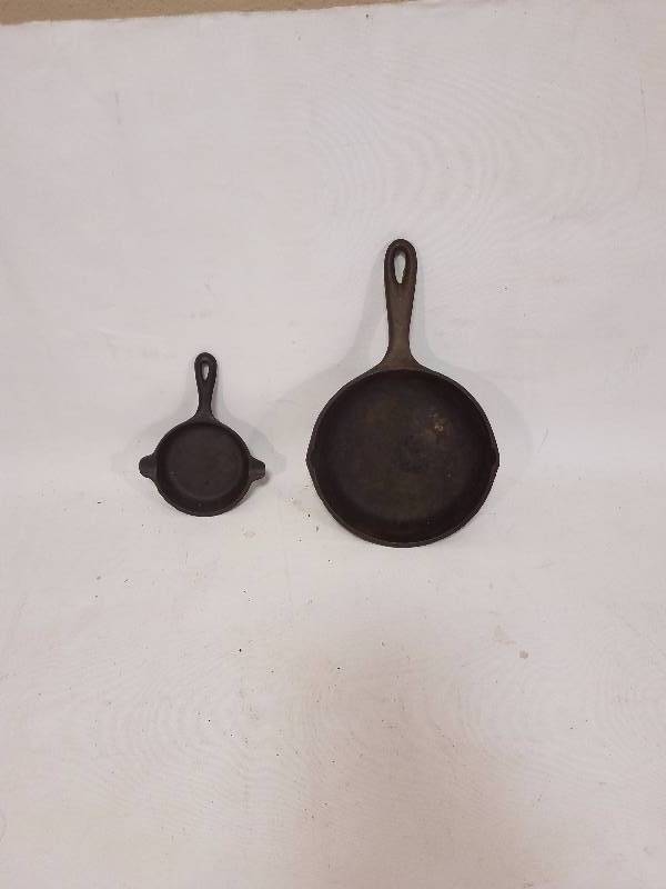 lot 27 image: Cast Frying Pans