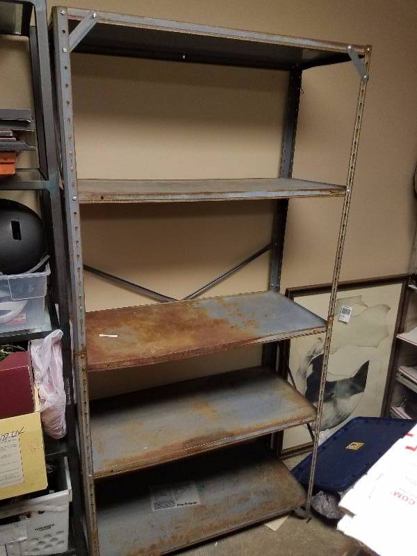 lot 11 image: Shelf #4