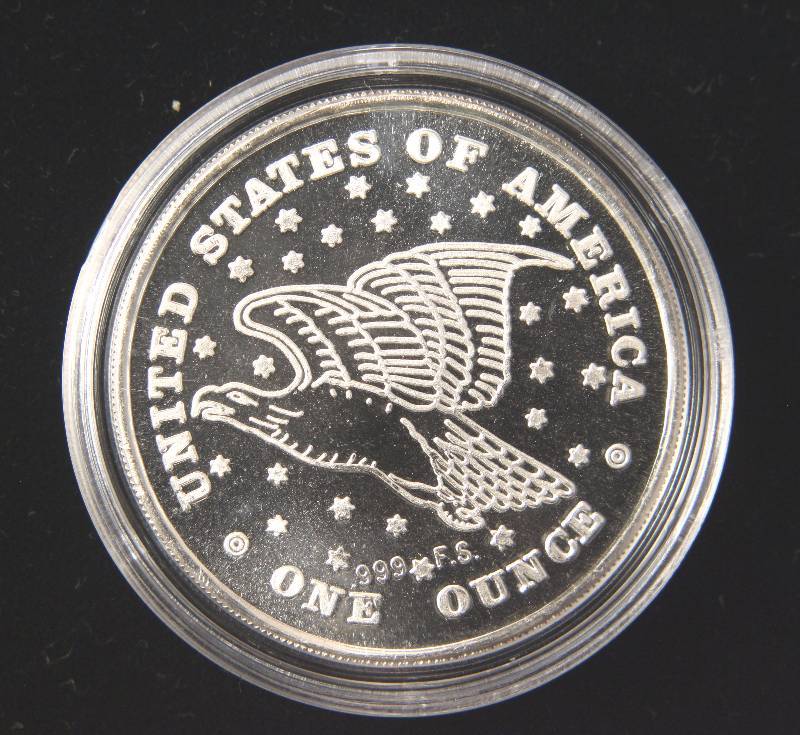 1 TROY OZ. .999 FINE SILVER STATUE OF LIBERTY FLYING EAGLE IN AIRTITE