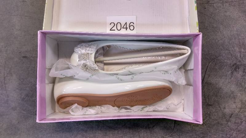 Laura Ashley Girls Bow Flat Shoes - White Patent - Size 1