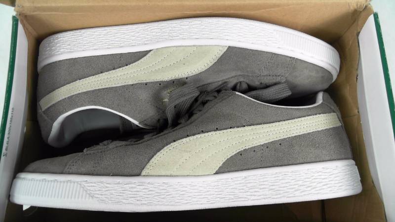 Puma Mens Suede Classic Plus Sport Shoes - Gray  White - Size 9
