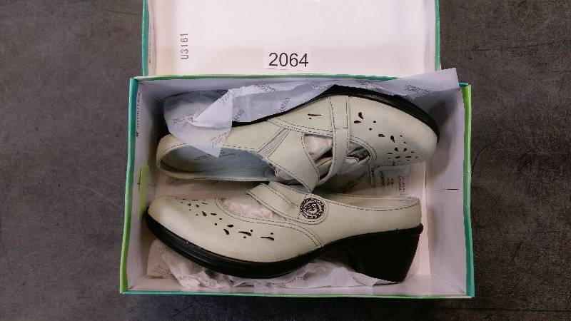 Easy Street Womens Columbus Mule Shoes - Gray - Size 11
