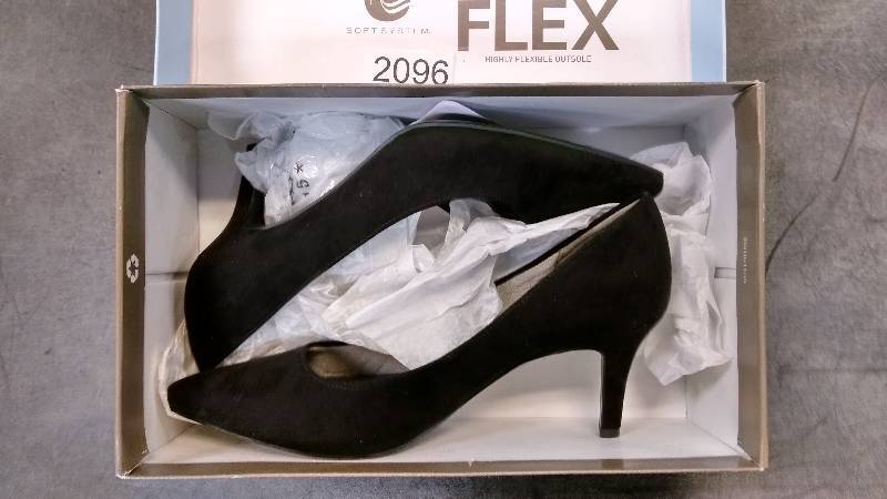 Life Stride Womens SEVYN Dress Pumps Shoes - Black - Size 8.5 WIDE