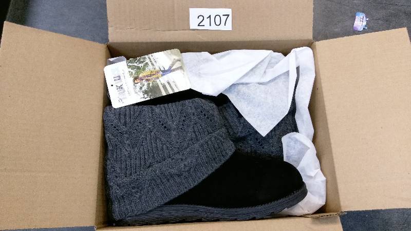 Muk Luks Womens Patti Bootie  Boots - Dark Grey Heather - Size 8