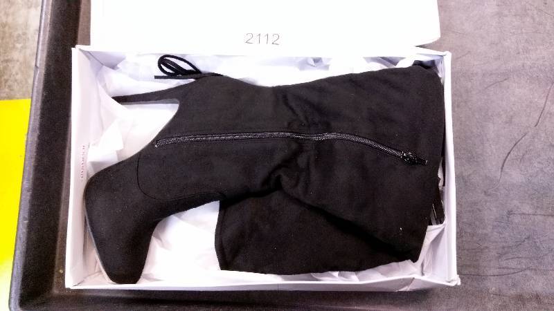 Journee Collection Womens Magic Over-the-Knee Boots - Black - Size 10