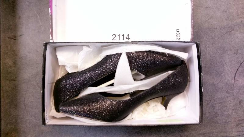 Easy Street Womens Chiffon Pumps Shoes - Black - Size 9 WIDE