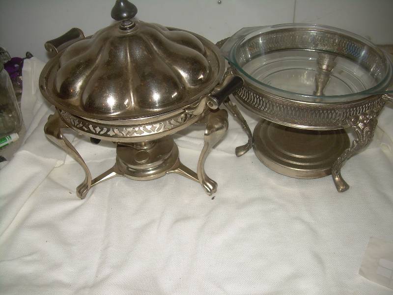 2 VINTAGE BUFFET BOWLS AND HOLDERS