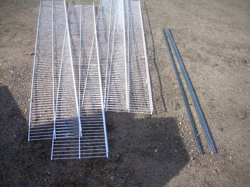 WALL SHELVING SET