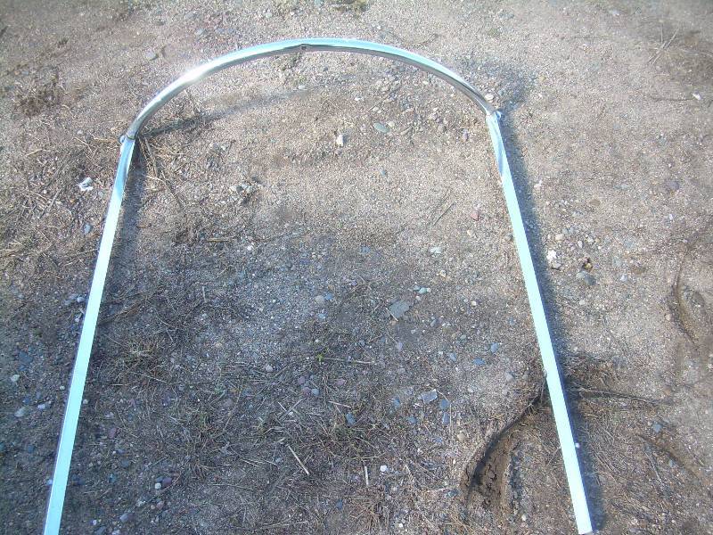 12 CIRCLE RACKS