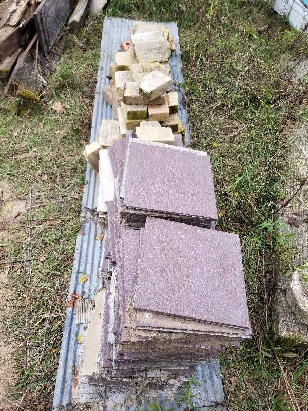 lot 15 image: Lot - Commercial Grade Porcelain Tiles & Antique Bricks from late 1800early 1900s